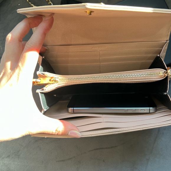 Saint Laurent blush pink Cassandre envelope wallet - Picture 7 of 16